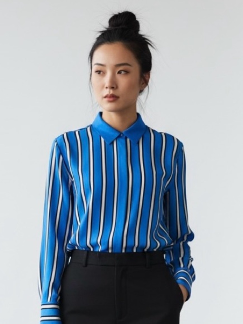 Alice + Olivia Cobalt Blue Stripe Viscose Button-Down Blouse |Size XS | Collared
